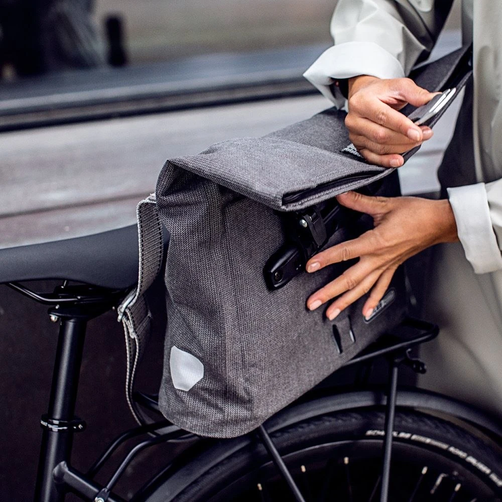 ORTLIEB Twin-City Urban - QL2.1 Schouder- & Fietstas - 9L - Pepper 10 ORTLIEB Twin-City Urban - QL2.1 Schouder- & Fietstas - 9L - Pepper - Afbeelding 8