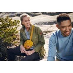 FJÄLLRÄVEN Fjällräven Kånken Heuptasje - Black -Fietsonderdelen 351199 09 d 751390 1