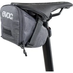 EVOC Seat Bag Tour - 1L - Carbon Grey 7 EVOC Seat Bag Tour - 1L - Carbon Grey -Fietsonderdelen 353337 02 d 757969