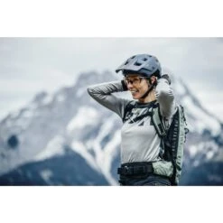 ABUS Modrop Quin Helmet - Velvet Black 19 ABUS Modrop Quin Helmet - Velvet Black -Fietsonderdelen abus modrop concrete grey 3 1106226