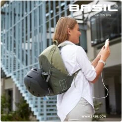 Basil B-Safe Commuter Fietsrugzak 13L - Zwart -Fietsonderdelen basil b safe commuter backpack nordlicht rear bike bag black 1 1361520