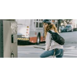 CHROME Kadet Sling Bag - Schoudertas - 9 L - Castlerock Twill 13 CHROME Kadet Sling Bag - Schoudertas - 9 L - Castlerock Twill -Fietsonderdelen bg 196 blck kadet sling bag umhaengetasche 9l 3 1539322