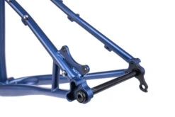 Bombtrack Beyond+ Frame - Adventure/Bikepacking | Staal | Disc | 650B - 2024 - Matt Blue -Fietsonderdelen bt my24 beyond frameset matt blue print 08 1574351