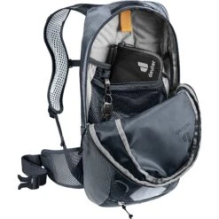 Deuter Race 8 Fietsrugzak - Zwart 22 Deuter Race 8 Fietsrugzak - Zwart -Fietsonderdelen deuter race 8 bike backpack black 12 1453097