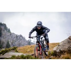 Endura Hummvee Plus Helm - Zwart -Fietsonderdelen endura hummvee plus helmet 6 1214831