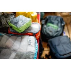 Exped Mesh Organiser UL Stuff Bag - XL - Cyan -Fietsonderdelen exped in action 360 1210256