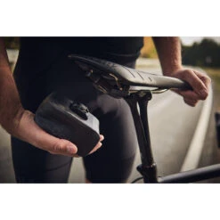 Fidlock Push Saddle Bag 400 - Black 16 Fidlock Push Saddle Bag 400 - Black -Fietsonderdelen fidlock push saddle bag 400 black 06 835751