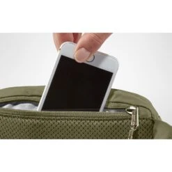 FJÄLLRÄVEN Fjällräven High Coast Heuptasje - Patina Green 17 FJÄLLRÄVEN Fjällräven High Coast Heuptasje - Patina Green -Fietsonderdelen fjaellraeven high coast hip pack patina green 6 1130550