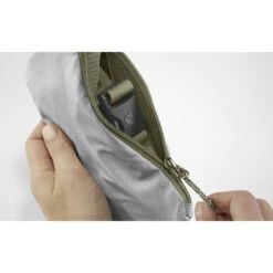 FJÄLLRÄVEN Fjällräven High Coast Heuptasje - Patina Green 18 FJÄLLRÄVEN Fjällräven High Coast Heuptasje - Patina Green -Fietsonderdelen fjaellraeven high coast hip pack patina green 9 1130547