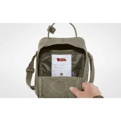 FJÄLLRÄVEN Fjällräven Kånken Sling Schoudertas 2.5L - Pink 14 FJÄLLRÄVEN Fjällräven Kånken Sling Schoudertas 2.5L - Pink -Fietsonderdelen fjaellraeven kanken sling bag clay 4 1025566 1