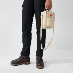 FJÄLLRÄVEN Fjällräven Kånken Sling Schoudertas 2.5L - Light Oak 25 FJÄLLRÄVEN Fjällräven Kånken Sling Schoudertas 2.5L - Light Oak -Fietsonderdelen fjaellraeven kanken sling tasche sky blue 13 1131165