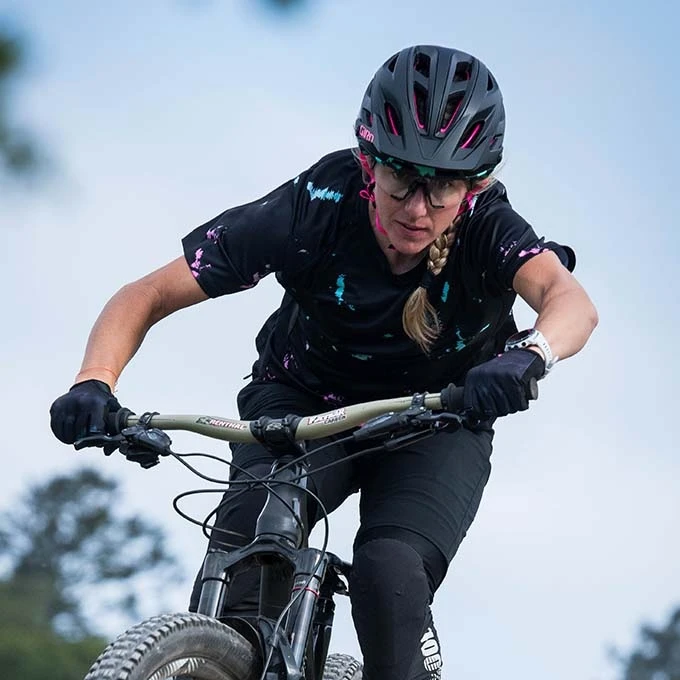 Giro Merit W Spherical Women's MTB Helmet - Matte Black Ice Dye 7 Giro Merit W Spherical Women's MTB Helmet - Matte Black Ice Dye - Afbeelding 5