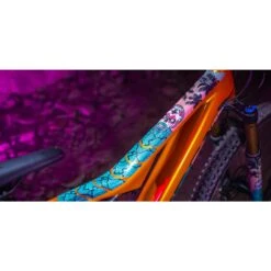 Muc-Off Frame Protection Kit E-MTB - Day Of The Shred -Fietsonderdelen muc off frame protection kit dh enduro trail day of the shred 3 1289896