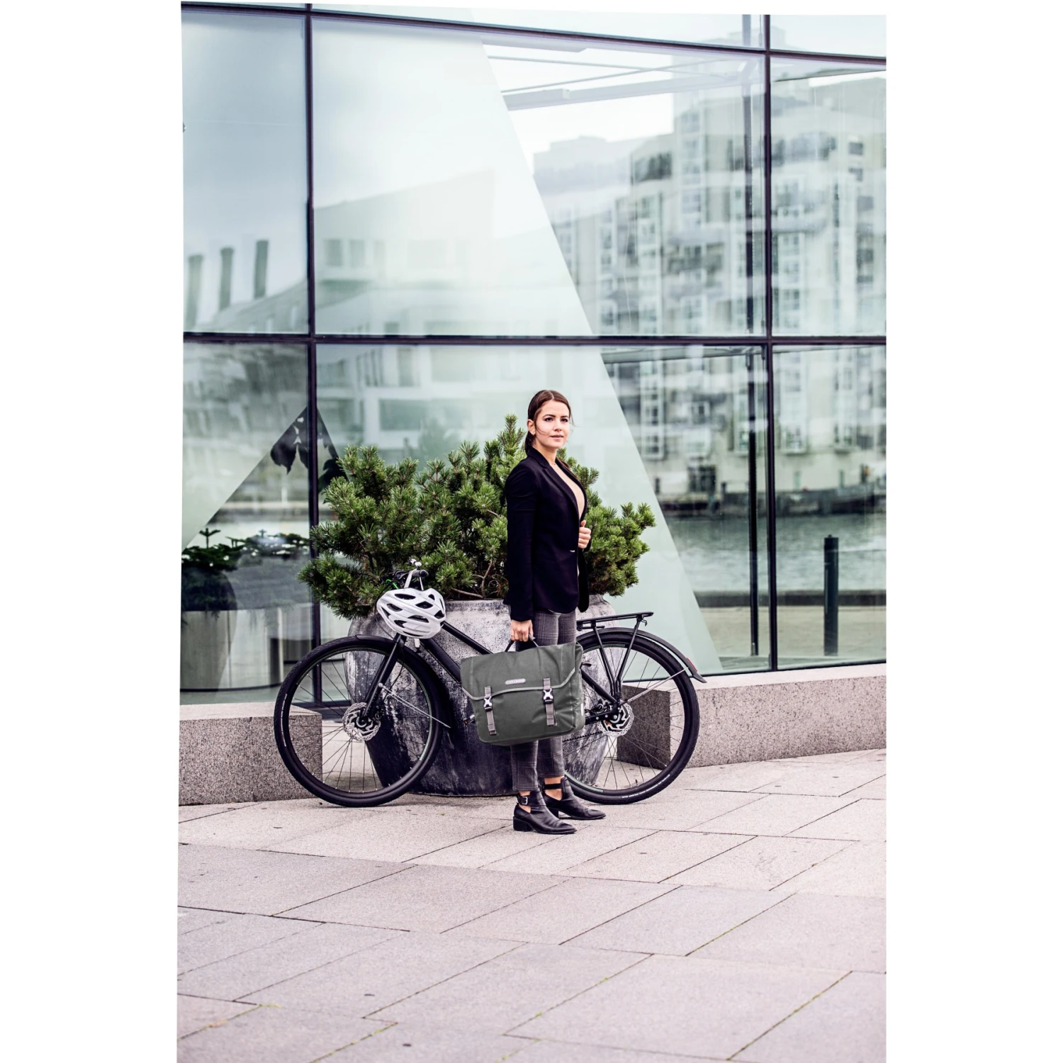 ORTLIEB Commuter-Bag Two Urban - QL3.1 Fietstas - 20L - Ash Rose 12 ORTLIEB Commuter-Bag Two Urban - QL3.1 Fietstas - 20L - Ash Rose - Afbeelding 10