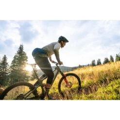 Osprey Seral 7 Heuptas + Drinkzak - Aprium Purple -Fietsonderdelen osprey seral 7 11 1392609