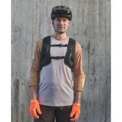 POC Column VPD Protector Rugzak 13L - 1002 Uranium Black 15 POC Column VPD Protector Rugzak 13L - 1002 Uranium Black -Fietsonderdelen poc column vpd backpack 13l 2 1323816