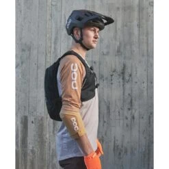 POC Column VPD Protector Rugzak 13L - 1002 Uranium Black 17 POC Column VPD Protector Rugzak 13L - 1002 Uranium Black -Fietsonderdelen poc column vpd backpack 13l 4 1323818