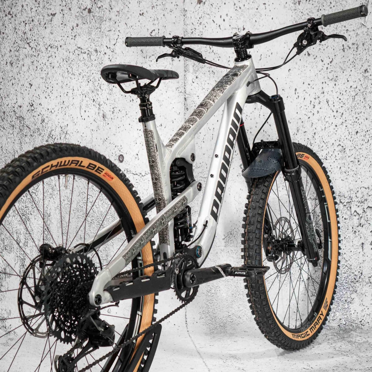 Rie:sel Design Frame:Tape 3000 - Los Muertos 4 Rie:sel Design Frame:Tape 3000 - Los Muertos - Afbeelding 2