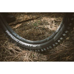 Schwalbe Magic Mary Draadband - Performance | Addix | Bikepark - ECE-R75 - 27.5x2.40" | Black -Fietsonderdelen schwalbe magic mary ultrasoft folding tire mounted 1512113