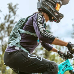 Thule Vital 3L - Women's Hydration Backpack - Alaska -Fietsonderdelen thule vital 3l womens hydration backpack alaska 12 1315617