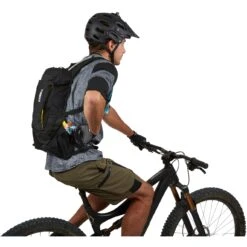 Thule Vital 8L DH Hydration Backpack - Black 18 Thule Vital 8L DH Hydration Backpack - Black -Fietsonderdelen thule vital 8l dh hydration backpack black 4 1154980